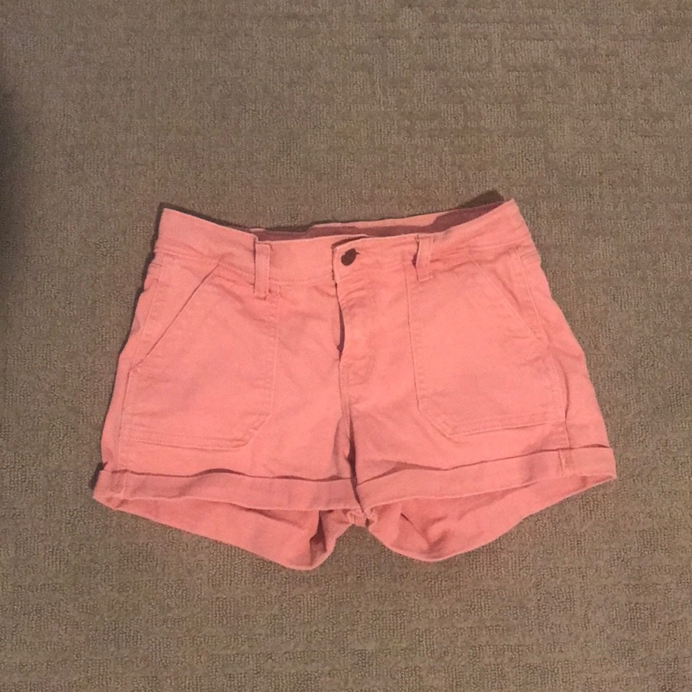 Old navy boyfriend shorts